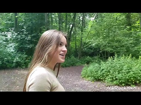 ❤️ Aku disaranake kanggo Evelina yen kita jancok ing panggonan umum! Dheweke kandha ya. Banjur aku bajingan dheweke ing bokong lan cum ing dheweke tutuk. Banjur dheweke nesu dhéwé. ❌ Video seks ing jv.niceporn.ru ❌️