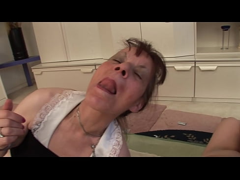 ❤️ Simbah loro lan simbah siji duwe wong telu ❌ Video seks ing jv.niceporn.ru ❌️