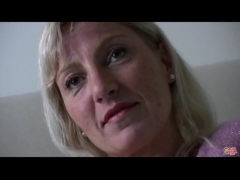 ❤️ Ibu kita kabeh bajingan ... Lady, nindakake dhewe! ❌ Video seks ing jv.niceporn.ru ❌️
